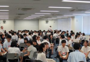 写真：グループ懇談２